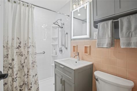 4601 Fifth Oakland PA 15213