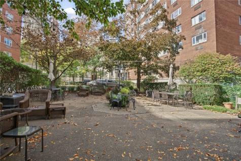 4601 Fifth Oakland PA 15213