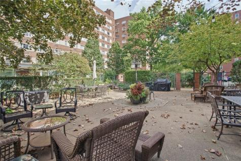4601 Fifth Oakland PA 15213