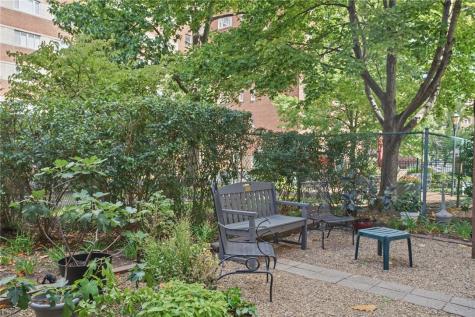 4601 Fifth Oakland PA 15213