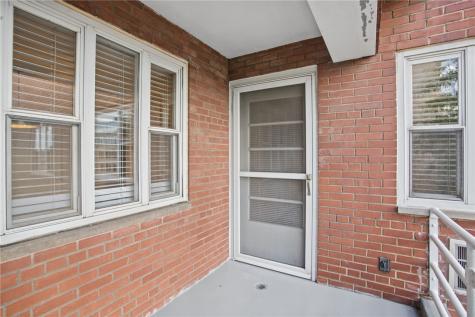 4601 Fifth Oakland PA 15213