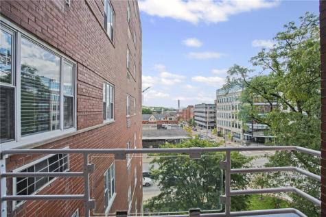 4601 Fifth Oakland PA 15213