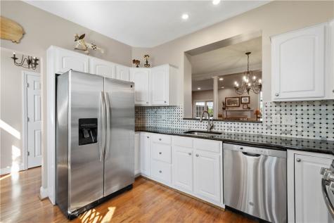 2380 Hilltop Road Collier Township PA 15142