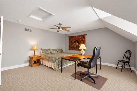 2380 Hilltop Road Collier Township PA 15142