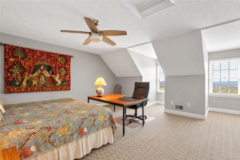 2380 Hilltop Road Collier Township PA 15142