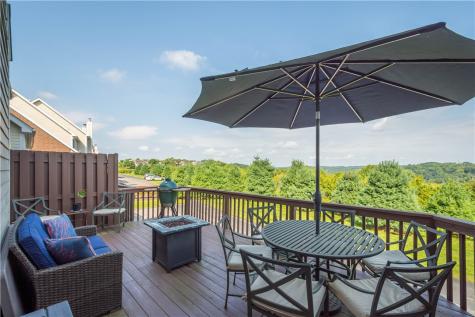 2380 Hilltop Road Collier Township PA 15142