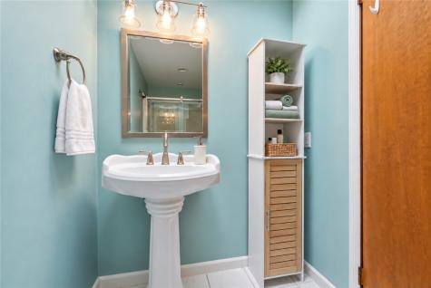 2592A Grouse Ridge Franklin Park PA 15090