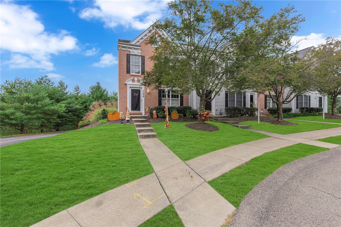 122 Castle View Drive Mckees Rocks PA 15136