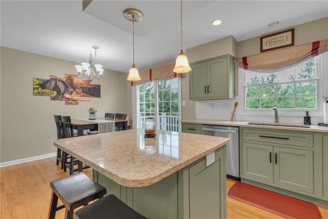 122 Castle View Drive Mckees Rocks PA 15136