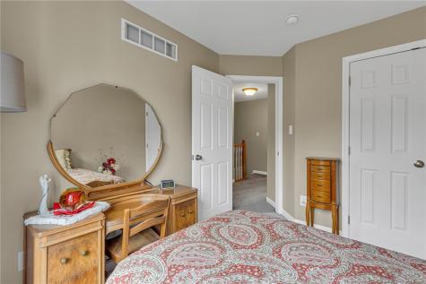 122 Castle View Drive Mckees Rocks PA 15136