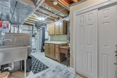 122 Castle View Drive Mckees Rocks PA 15136