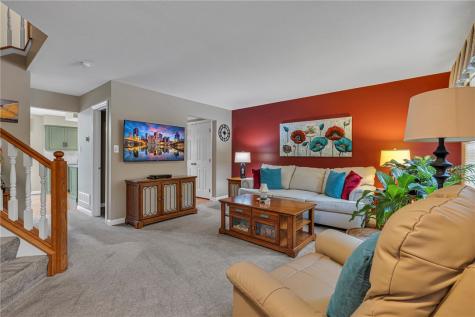 122 Castle View Drive Mckees Rocks PA 15136