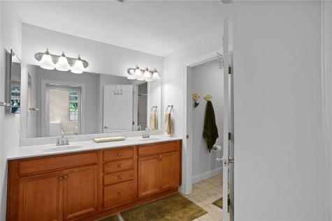 2010 Bandek Lane Cecil PA 15055