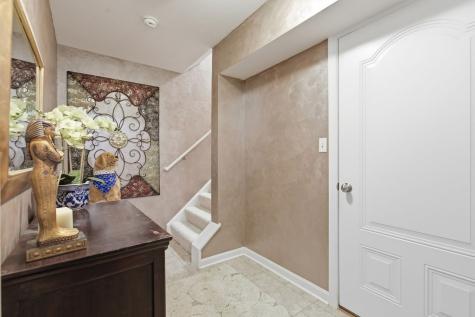 102 Lenox Drive Imperial PA 15126