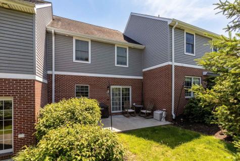 102 Lenox Drive Imperial PA 15126