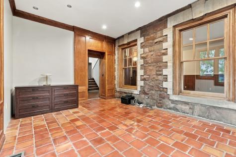 6109 Fifth Avenue Shadyside PA 15232