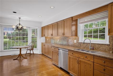 624 Poplar Court Harmar PA 15238