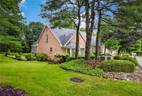 624 Poplar Court Harmar PA 15238