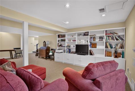 624 Poplar Court Harmar PA 15238