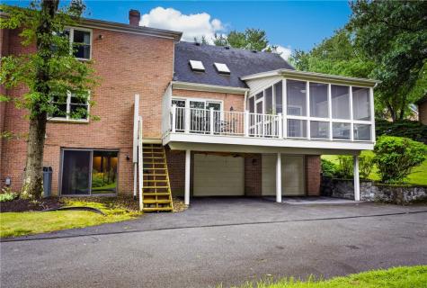 624 Poplar Court Harmar PA 15238