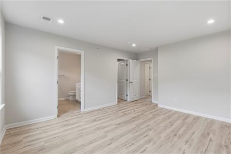 207 Yellowwood Court South Strabane PA 15301