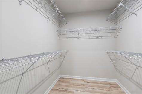 207 Yellowwood Court South Strabane PA 15301