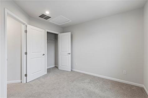 207 Yellowwood Court South Strabane PA 15301