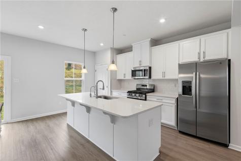 207 Yellowwood Court South Strabane PA 15301