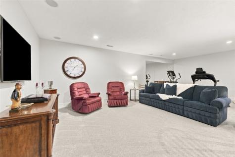 158 Brookfield Estates Drive Pine Township PA 15090