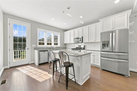 1143 Sray Lane South Fayette PA 15017