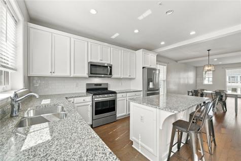 1143 Sray Lane South Fayette PA 15017