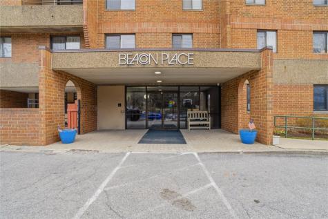 5715 Beacon Street Squirrel Hill PA 15217