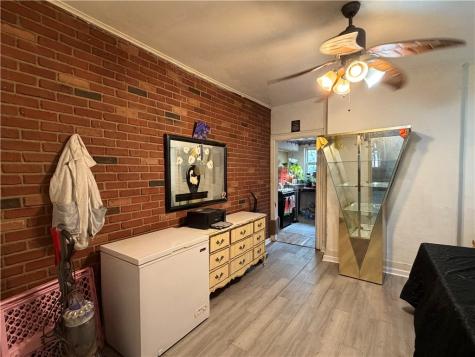 2014 Wayne Street Swissvale PA 15218