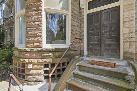 728 N Beatty Street East Liberty PA 15206
