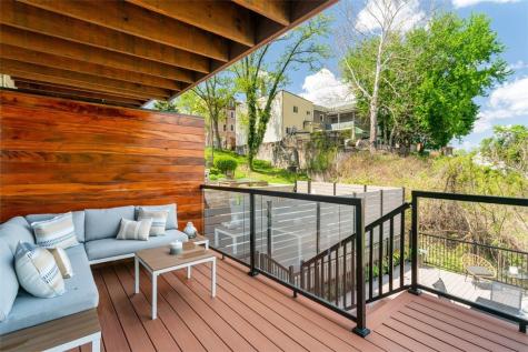 3211 Dobson Street Polish Hill PA 15219