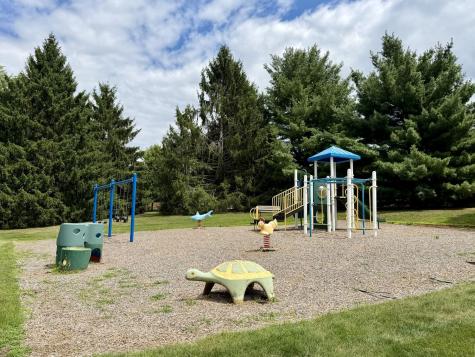 311 Fairfax Court Seven Fields Boro PA 16046