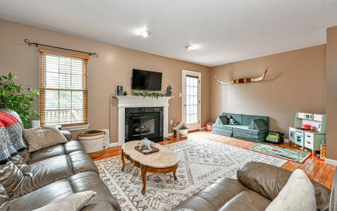 311 Fairfax Court Seven Fields Boro PA 16046
