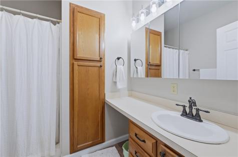 39 Stone Ridge Boulevard Hermitage PA 16148