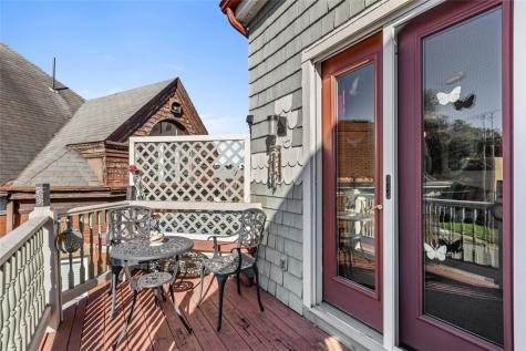 384 S Highland Avenue Shadyside PA 15206