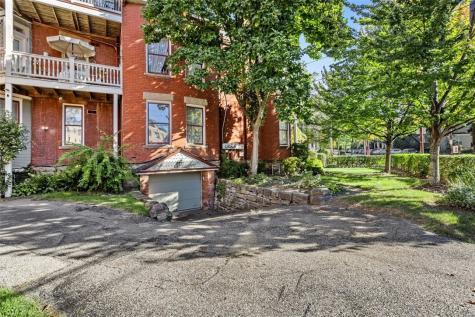 384 S Highland Avenue Shadyside PA 15206