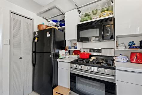 384 S Highland Avenue Shadyside PA 15206