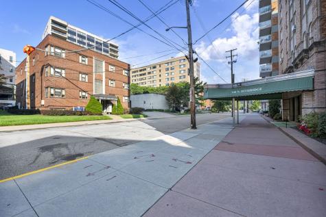 144 N Dithridge Street Oakland PA 15213