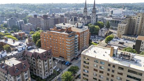 144 N Dithridge Street Oakland PA 15213