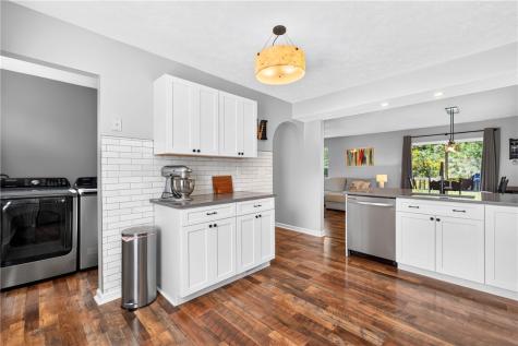 228 Scenic Hill Carnegie PA 15106