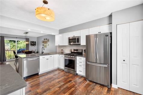228 Scenic Hill Carnegie PA 15106