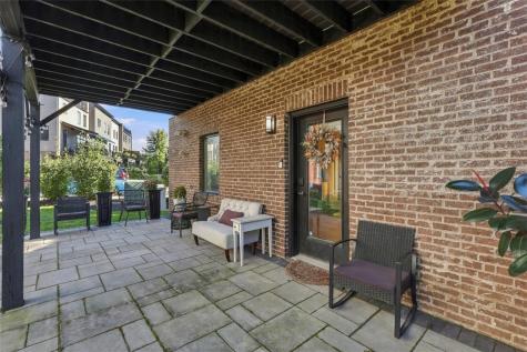 6447 Danielle Street Shadyside PA 15206