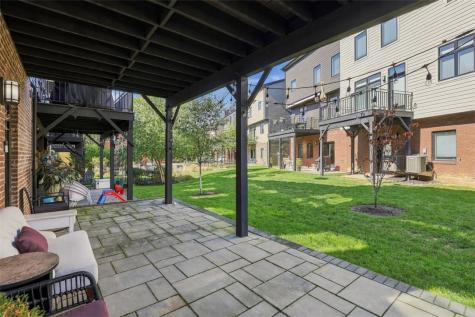 6447 Danielle Street Shadyside PA 15206