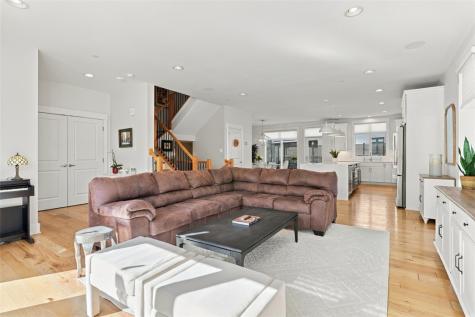 6447 Danielle Street Shadyside PA 15206