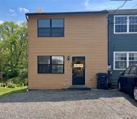 71 Meanor Street Imperial PA 15126
