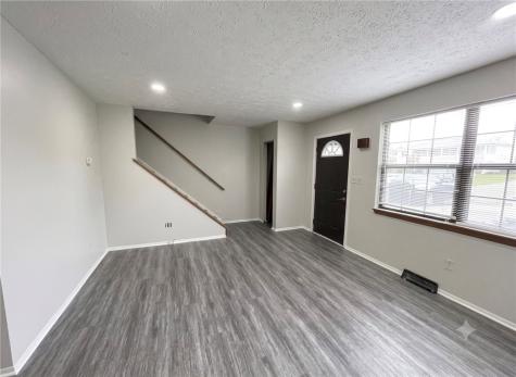 71 Meanor Street Imperial PA 15126